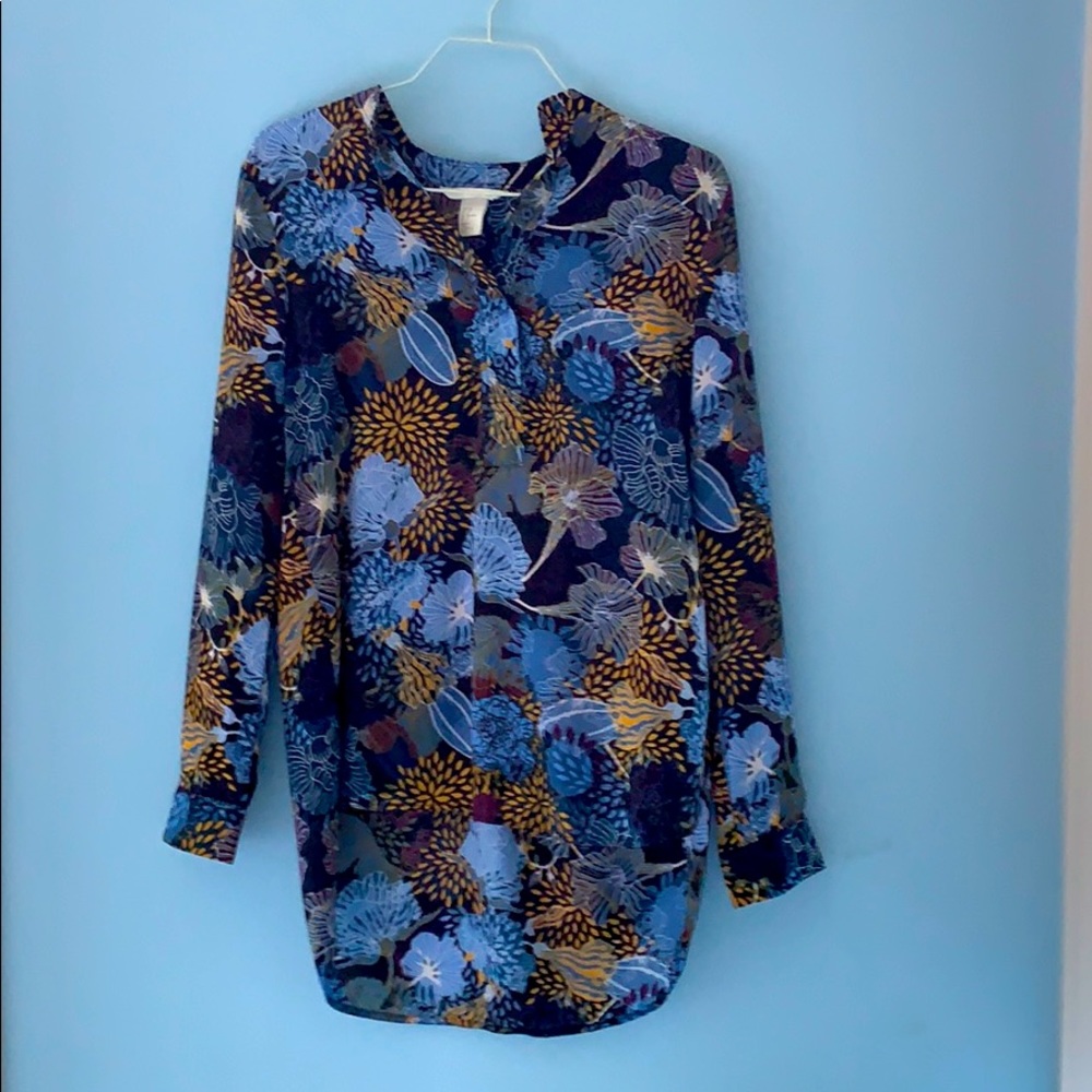 Light long sleeve shirt